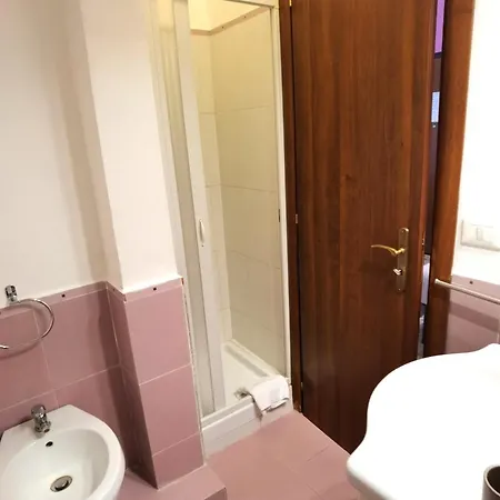 Luxury Sisters House 