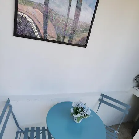 Luxury Sisters House 