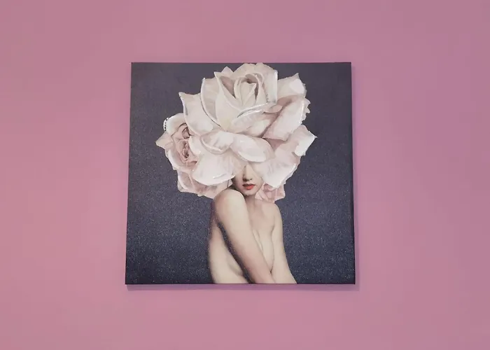 Luxury Sisters House 