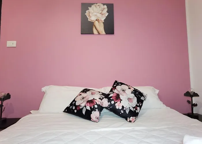 Luxury Sisters House 